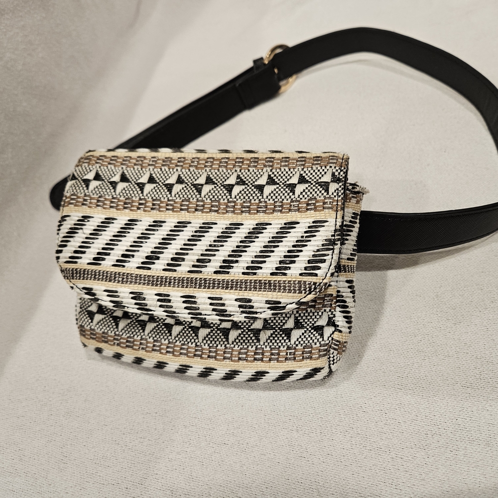 Geometric Belt Purse Waist Stylish Black White Pattern Zip Buckle Adjustable - Picture 7 of 7
